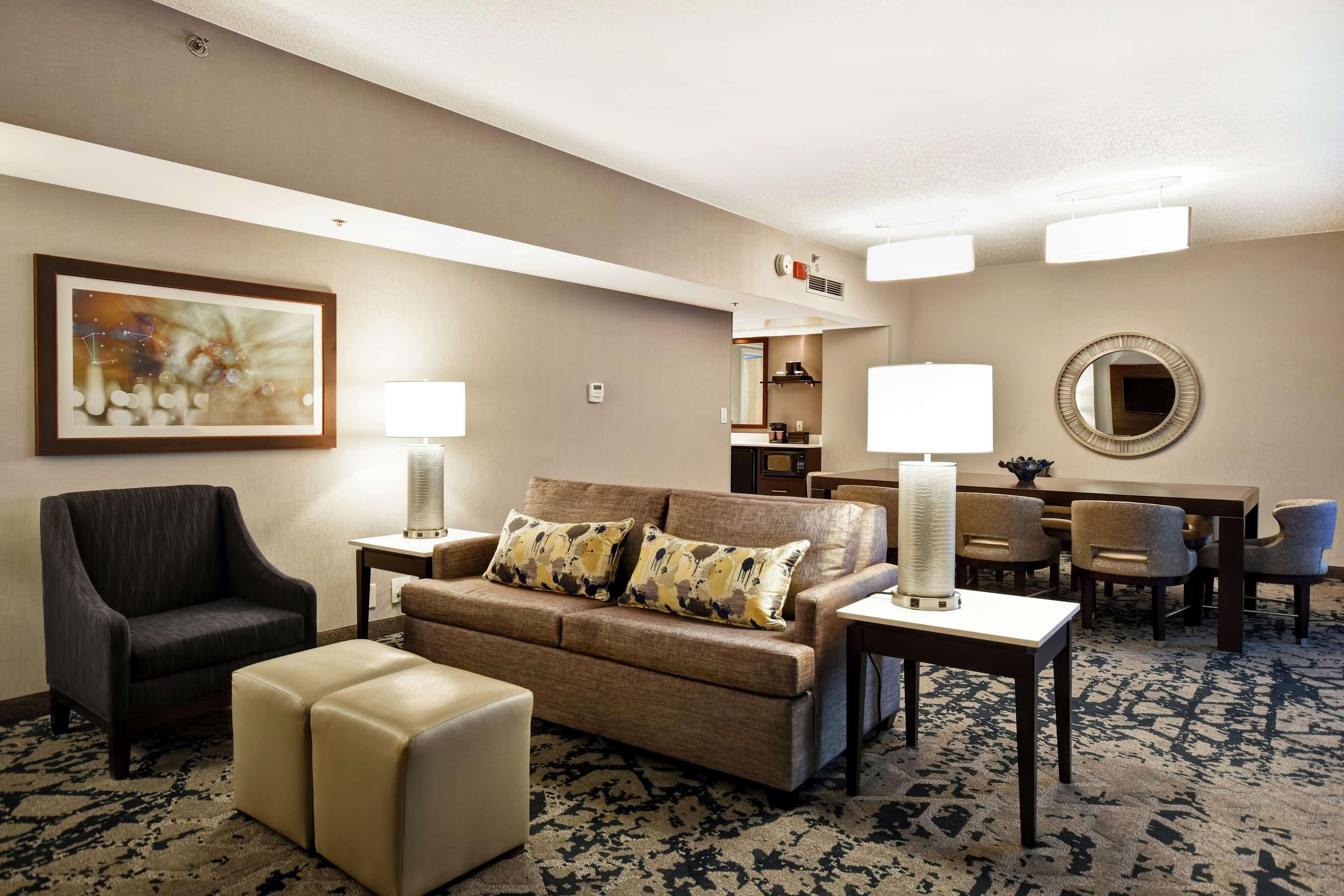 Embassy Suites By Hilton Raleigh Durham Research Triangle Cary Exterior foto