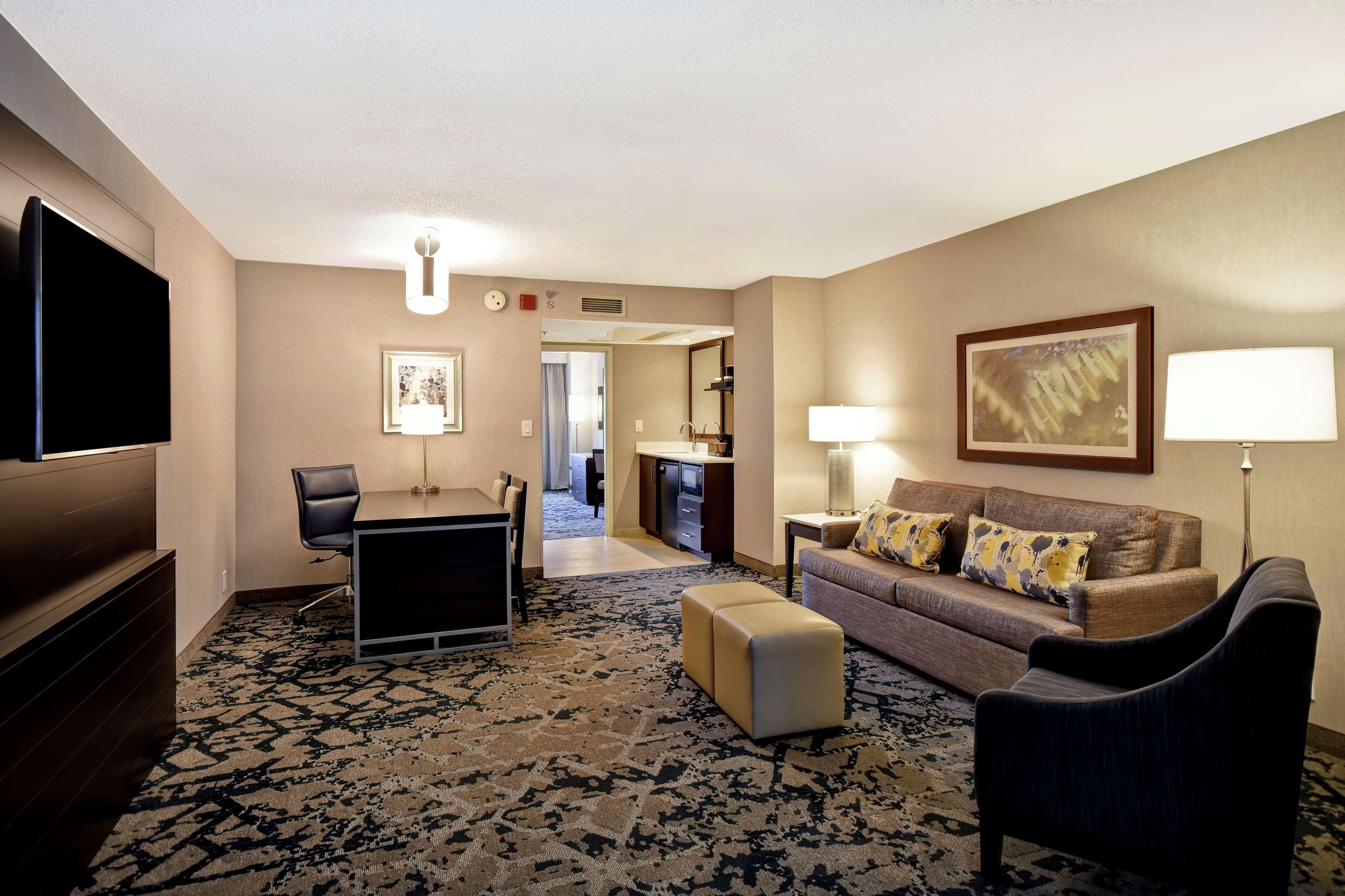 Embassy Suites By Hilton Raleigh Durham Research Triangle Cary Exterior foto