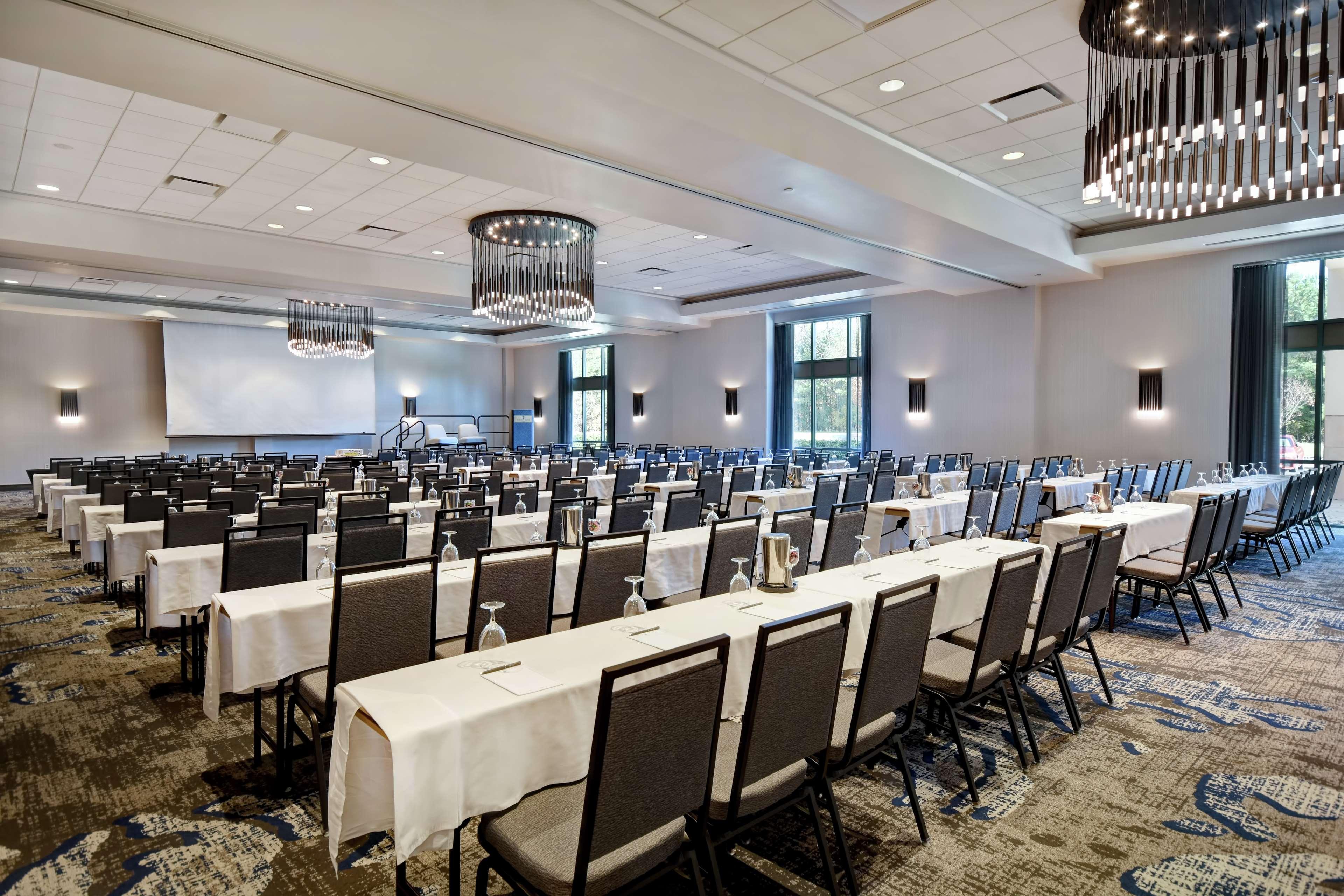 Embassy Suites By Hilton Raleigh Durham Research Triangle Cary Exterior foto